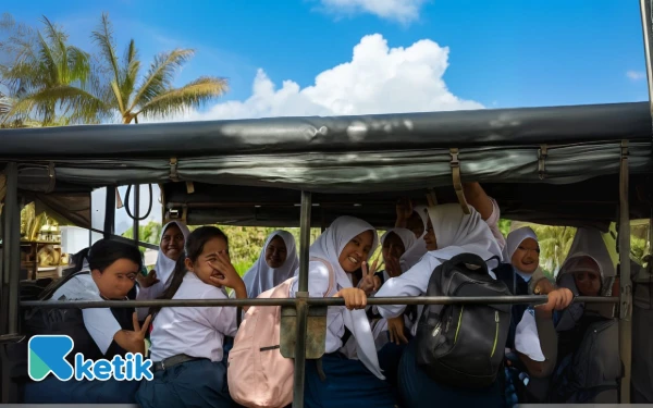Thumbnail Pemanfaatan Colt untuk Transportasi Pelajar Pacitan, Komisi II DPRD: Layak Dikaji