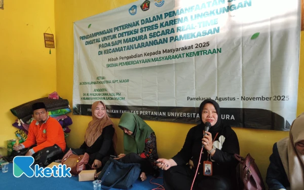 Thumbnail Berita - Unira Dampingi Peternak di Pamekasan Terapkan Teknologi Deteksi Stres pada Sapi