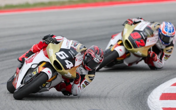 Thumbnail Hasil Moto2 Catalunya 2025: Mario Aji Sukses Comeback, Daniel Holgado Kampiun