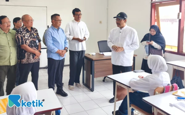 Thumbnail Tinjau Sekolah Rakyat di Kota Batu, Mensos Gus Ipul: Pelajar Akan Dapat Laptop