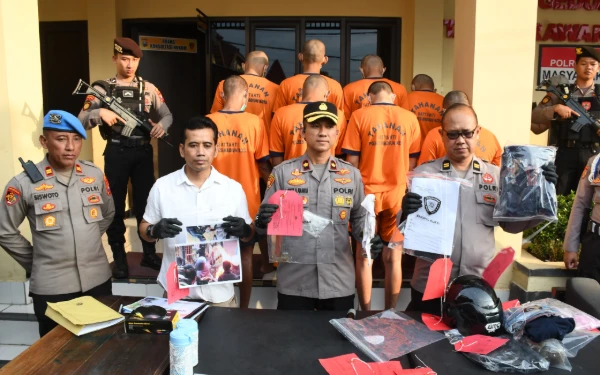 Thumbnail Berita - Pelempar Bom Molotov Saat Demo di DPRD Kota Madiun Ditangkap