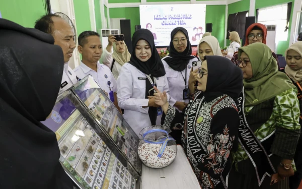 Thumbnail Pemkot Surabaya Komitmen Wajib Belajar 13 Tahun