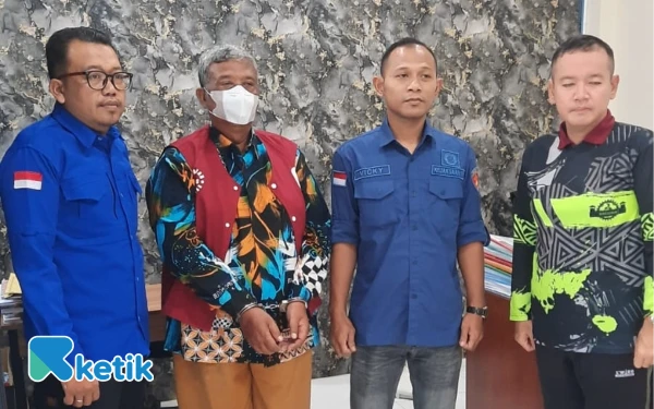 Thumbnail Berita - Kejati DIY Tahan Lurah Tegaltirto Sleman atas Dugaan Jual Tanah Kas Desa, Rugikan Negara Rp733 Juta