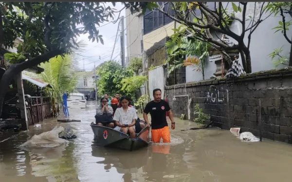 Thumbnail Berita - Penyebab Banjir Bali, Ahli: Intensitas Hujan Sebulan Diborong Sehari