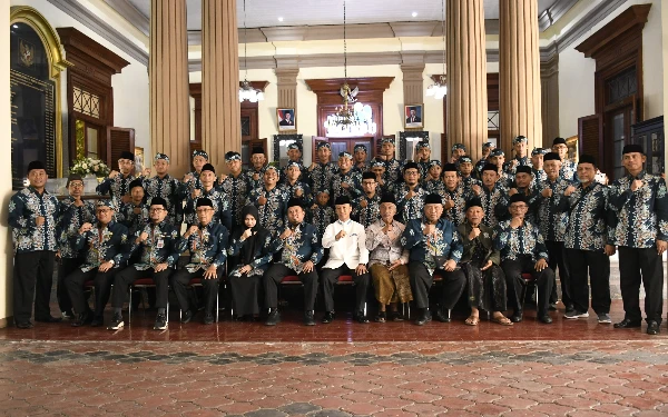 Thumbnail Wabup Bondowoso Lepas 51 Kafilah MTQ ke Jember, Bawa Misi Prestasi dan Dakwah Akhlak Mulia