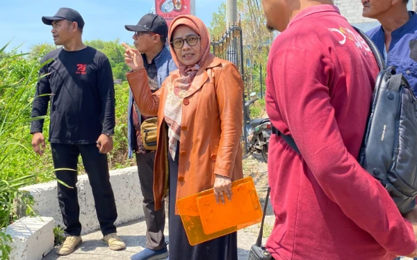 Thumbnail Aning Rahmawati Tekan Pemkot Tuntaskan Status Saluran Rungkut, Warga Terancam Banjir