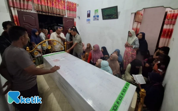 Thumbnail Berita - Warga Abdya Meninggal di Malaysia, Haji Uma Fasilitasi Pemulangan Jenazah