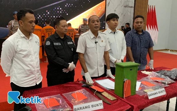 Thumbnail Berita - Polres Blitar Ungkap 3 Kasus Pencurian, Pelaku Kakak-Beradik