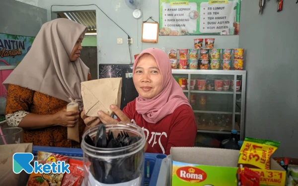 Thumbnail Omzet Turun Nyaris Separo, Pedagang Kantin Sekolah di Pacitan Mengeluh Sejak Ada MBG