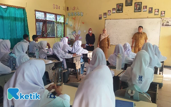 Thumbnail Berita - Ukur Kemampuan Siswa, SMK Negeri Gudo Jombang Hadapi PTS