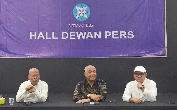 Thumbnail Akhmad Munir Umumkan Susunan Pengurus Lengkap PWI Pusat 2025–2030