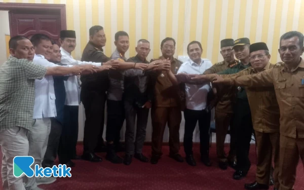 Thumbnail Berita - Forkopimda Plus Aceh Singkil Rumuskan 13 Poin Penting, Bahas MBG hingga Polemik HGU