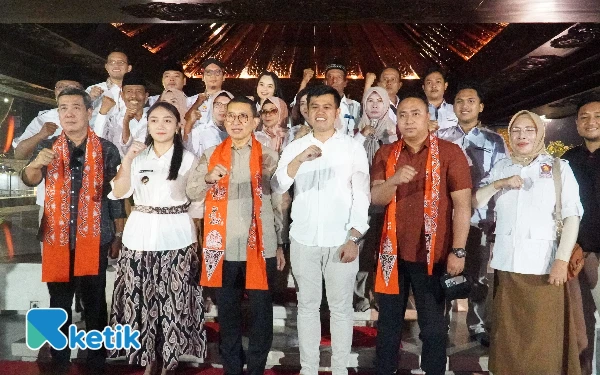 Thumbnail Berita - Pemkot Blitar Dampingi Menteri Kebudayaan RI Fadli Zon Ziarah ke Makam Bung Karno