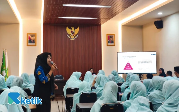 Thumbnail MTs Negeri Kota Batu Apresiasi Sosialisasi PHBS oleh Dinkes   ‎