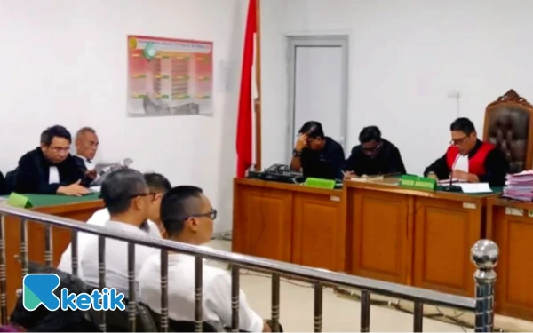 Thumbnail Skandal Korupsi Fee Pokir: Nama Eks Ketua DPRD Sumsel Anita Noeringhati Terseret, Tiga Terdakwa Divonis 2 Tahun