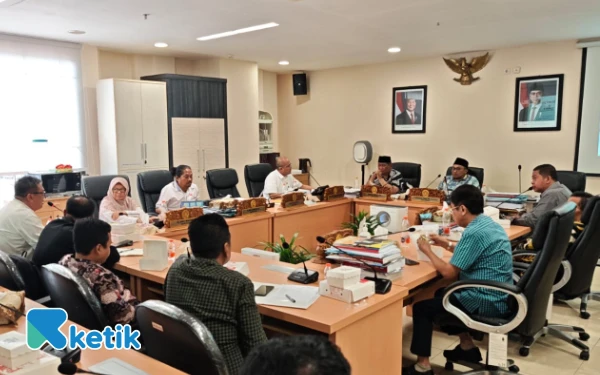 Thumbnail Manajemen Mie Gacoan Dua Kali Mangkir, DPRD Surabaya Beri Peringatan Tegas