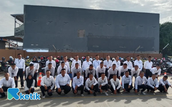 Thumbnail Buruh Pabrik di Brebes Didominasi Perempuan, Pemkab Luncurkan Program Siap Kerja