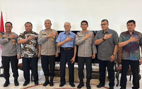 Thumbnail Berita - Kapolda dan Wakapolda Aceh Silaturahmi ke Wali Nanggroe