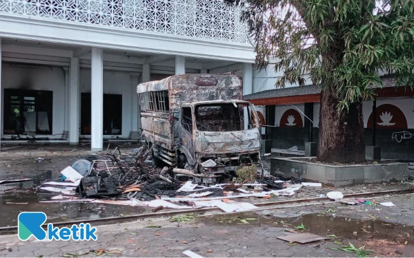 Thumbnail Berita - Polisi Tetapkan 31 Tersangka Ricuh di DPRD Cilacap, Diprediksi Kerugian Rp6,5 Miliar