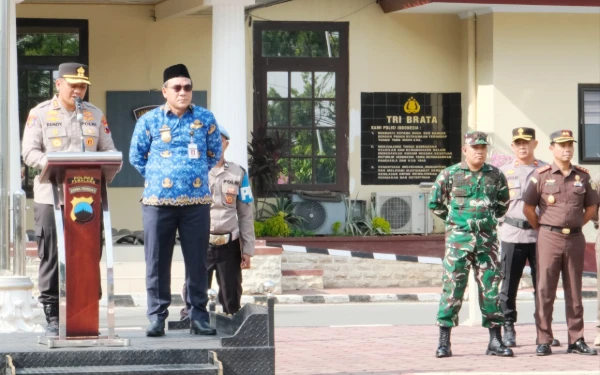 Thumbnail Forkopimda Pemalang Gerak Cepat! Poskamling Dihidupkan Lagi, Kamtibmas Aman Terkendali