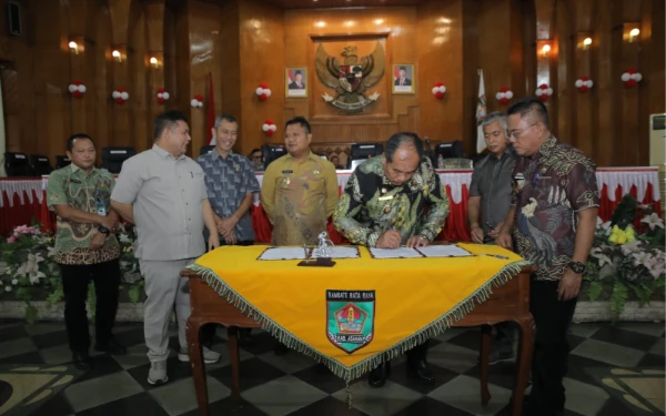 Thumbnail Berita - Ranperda Perubahan APBD Tahun Anggaran 2025 Disetujui DPRD Kabupaten Asahan