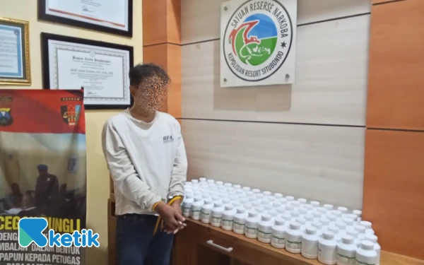 Thumbnail Berita - Manfaatkan Jasa Ekspedisi, Satreskoba Polres Situbondo Gagalkan Peredaran 96 Ribu Butir Okerbaya