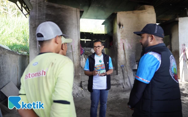 Thumbnail Wali Kota Sebut TPS3R Santrean Kota Batu Bisa Jadi Percontohan Desa Lain  ‎