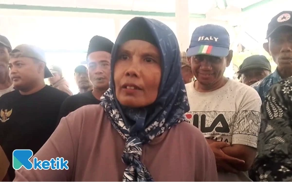 Thumbnail Berita - Warga Desa Sengon Brebes Desak Kades Mundur, Diduga Langgar Etika