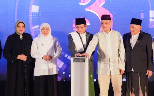 Thumbnail Berita - Khofifah Serukan Semangat Jihad Kebangsaan di Kick Off Hari Santri 2025