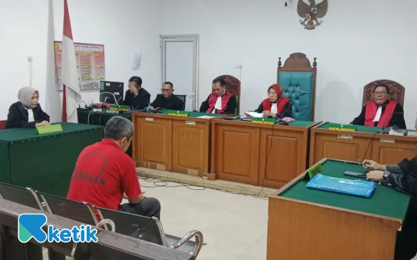 Thumbnail Promo Murah Berujung Tipu Daya, Dirut PT Bin Bilal Rugikan Jemaah Umrah Rp416 Juta