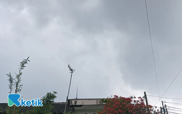 Thumbnail Cuaca di Malang Hari Ini Berawan, Kota Surabaya Cerah Berawan