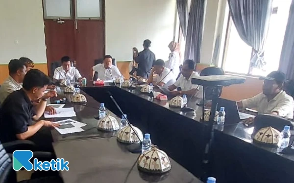 Thumbnail BPBD Halsel Buktikan Kinerja Tangguh, DPRD Apresiasi Dua Pekerjaan Darurat