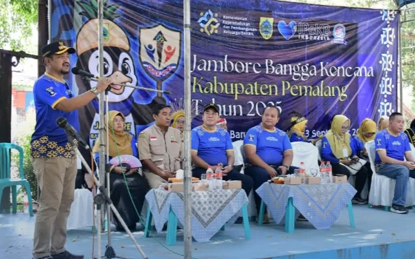 Thumbnail Berita - Bupati Pemalang Minta PPKBD Sosialisasikan Perlindungan Perempuan dan Anak