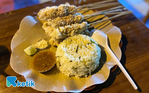 Thumbnail Berita - Sensasi Kriuk Pedas Bikin Nagih, Sate Taichan Crispy Jadi Inovasi Kuliner Baru di Mojosari