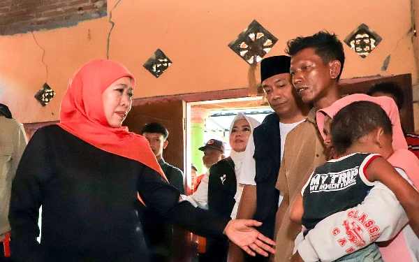 Thumbnail Berita - Khofifah Gercep! Salurkan Bantuan dan Trauma Healing Korban Gempa Situbondo