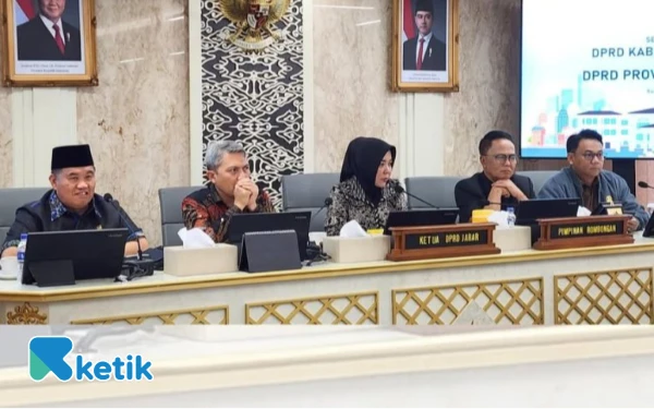 Thumbnail Perkuat Koordinasi dan Sinergi, Pimpinan DPRD Kab Bandung dan Banggar Kunker ke DPRD Jabar