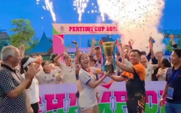 Thumbnail Asprov PSSI Jatim Gelar Turnamen Piala Pertiwi 2025, Sekaligus Jadi Tempat Seleksi PON