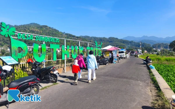 Thumbnail Spot 'Nyore' di Puthuk Tritih Kota Batu, Area Sawah Estetik dan View Gunung Arjuno Bikin Adem
