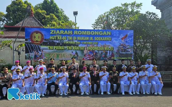 Thumbnail Berita - Semangat Juang Bung Karno Jadi Inspirasi Peringatan HUT Ke-80 TNI