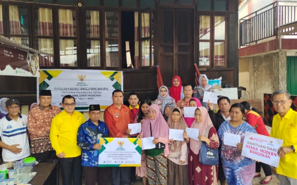 Thumbnail Baznas dan Istana Modern Bangunan Kota Palembang Salurkan Bantuan Korban Kebakaran 1 Ulu