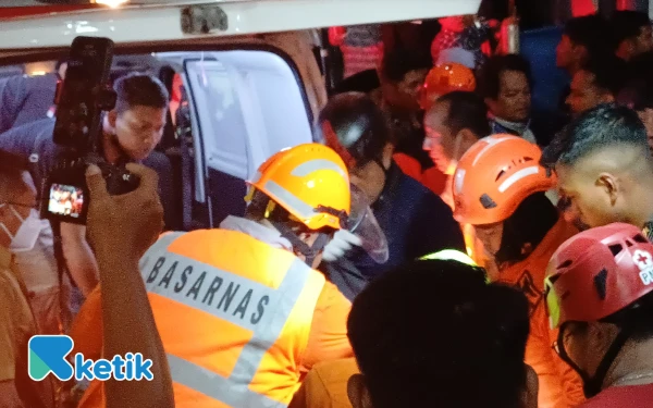 Thumbnail Berita - Gedung Musala Ponpes Al Khoziny Sidoarjo Ambruk, Begini Penjelasan Pengasuh