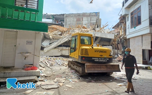 Thumbnail Berita - Korban Meninggal Gedung Ponpes Al Khoziny Sidoarjo Jadi 3 Orang