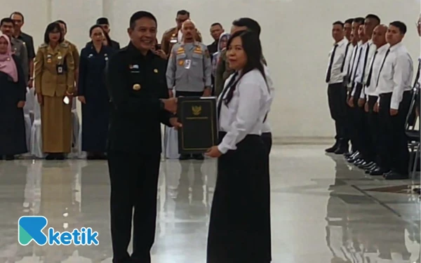 Thumbnail Wali Kota Malang Kukuhkan 1.728 PPPK, Evaluasi Berkala Jadi Penentu Perpanjangan Kontrak