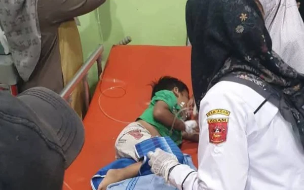 Thumbnail Berita - 86 Orang Diduga Keracunan Massal di Kabupaten Agam, Status KLB Ditetapkan