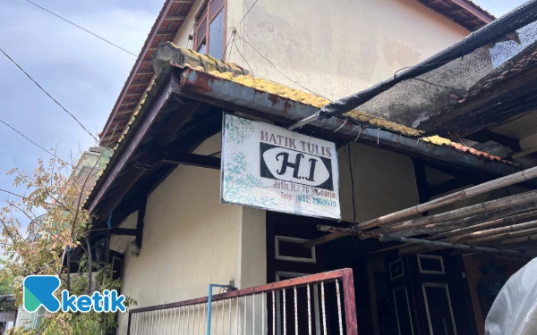 Batik HI, Warisan Batik Tulis Sidoarjo yang Masih Bertahan di Tengah Modernisasi