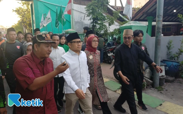 Thumbnail Cak Imin Kunjungi Ponpes Al-Khoziny dan Beri Bantuan, Perintahkan Ponpes Mana Saja "Tidak Asal" Bangun