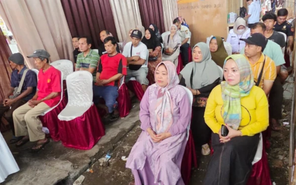 Thumbnail Berita - Pedagang Pasar Belik Pemalang Ikuti Sosialisasi Gempur Rokok Ilegal