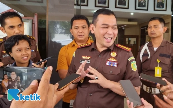 Thumbnail Berita - Siapa Bambang Yunianto? Kajari Sleman yang Guncang DIY dengan Menersangkakan Eks Bupati Sri Purnomo