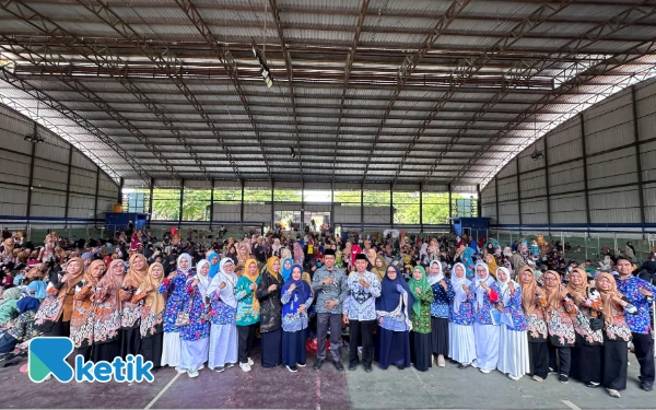 Thumbnail Berita - Peringati Hari Batik Nasional, IGTKI PGRI Sampang Sukses Gelar Gebyar Ayo Membatik 2025