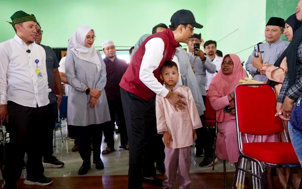 Thumbnail Berita - Momen Bahagia dan Haru Saat Mensos Kunjungi Sekolah Rakyat Banyuwangi
